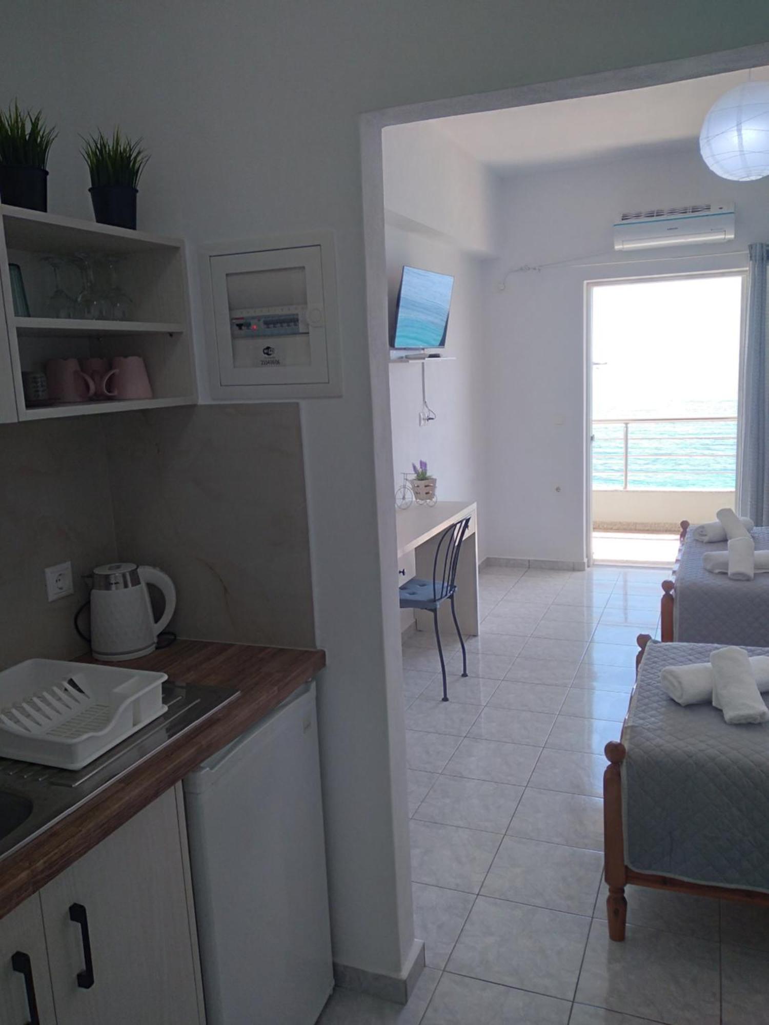 Nadim Rooms Himara Kültér fotó