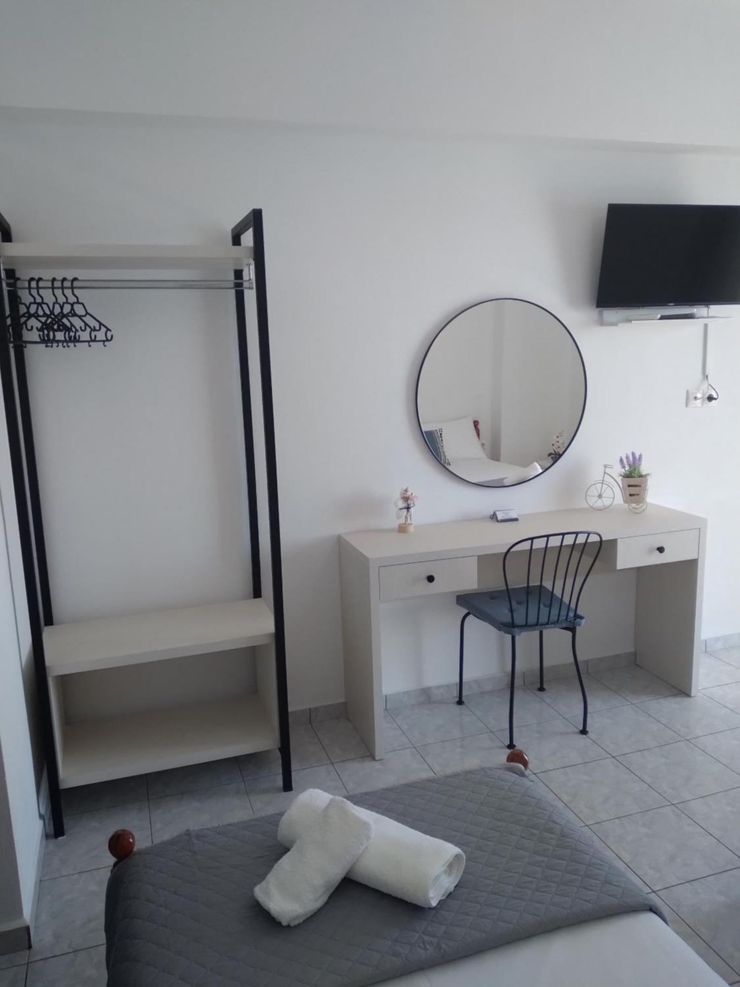Nadim Rooms Himara Kültér fotó