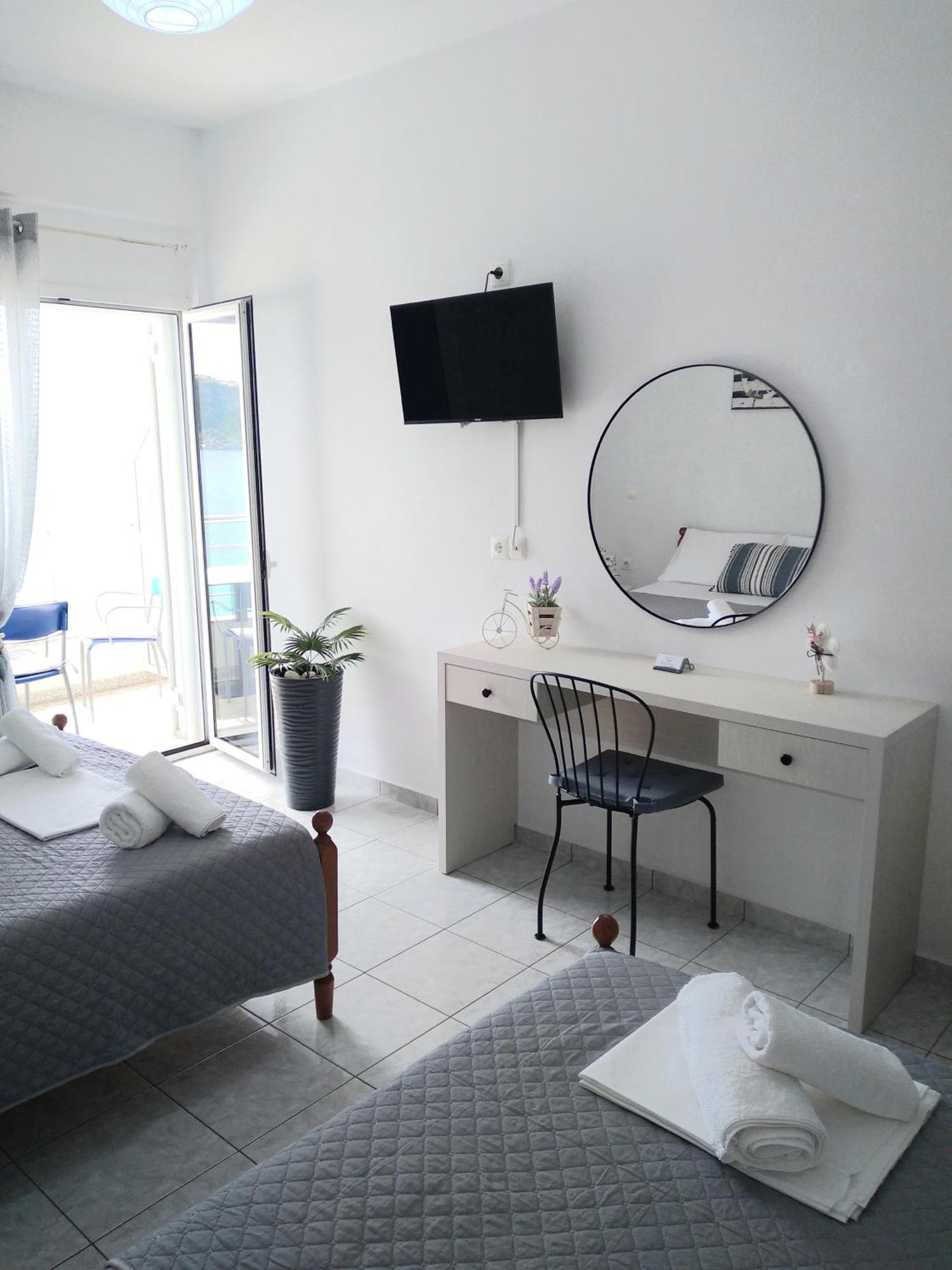 Nadim Rooms Himara Kültér fotó